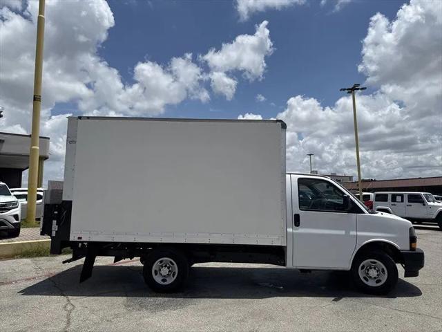 2019 Chevrolet Express Cutaway Work Van