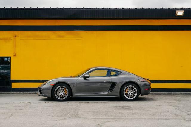 2021 Porsche 718 Cayman T
