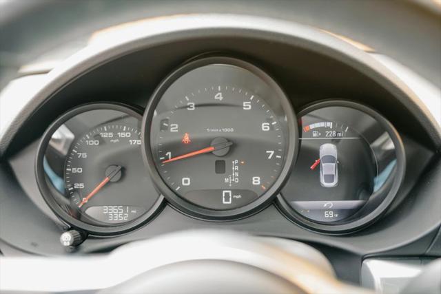 2021 Porsche 718 Cayman T