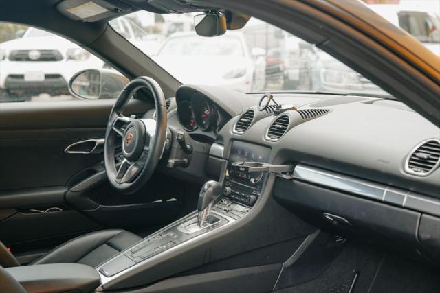 2021 Porsche 718 Cayman T