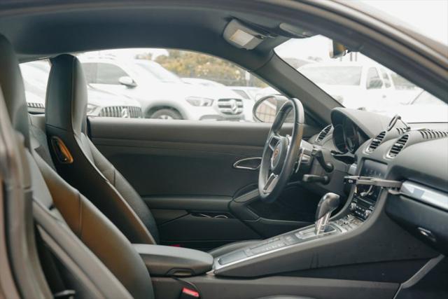 2021 Porsche 718 Cayman T