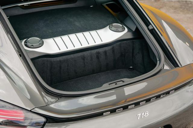 2021 Porsche 718 Cayman T