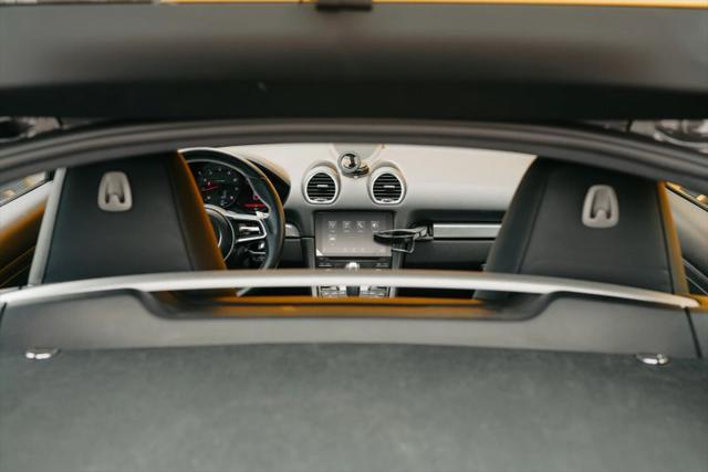 2021 Porsche 718 Cayman T