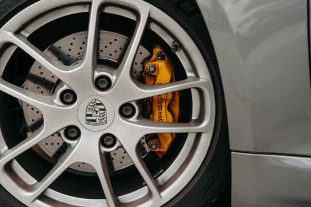 2021 Porsche 718 Cayman T
