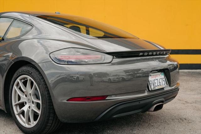 2021 Porsche 718 Cayman T
