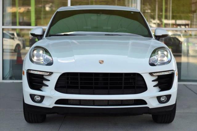 2017 Porsche Macan Base