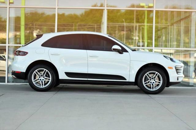 2017 Porsche Macan Base