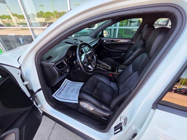 2017 Porsche Macan Base
