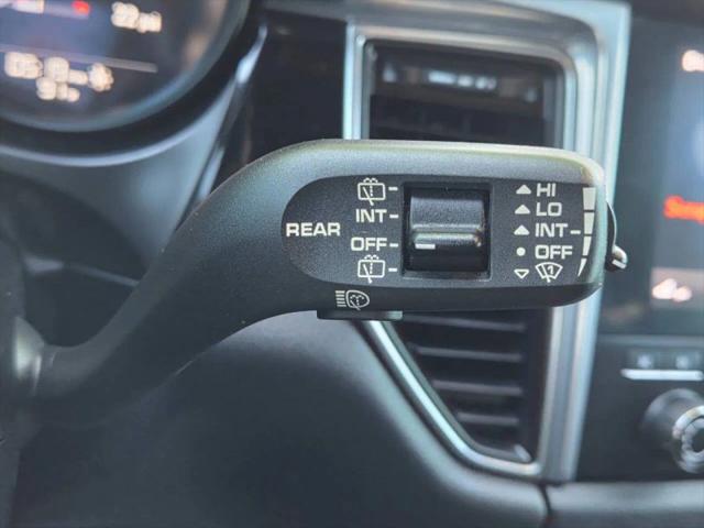 2017 Porsche Macan Base