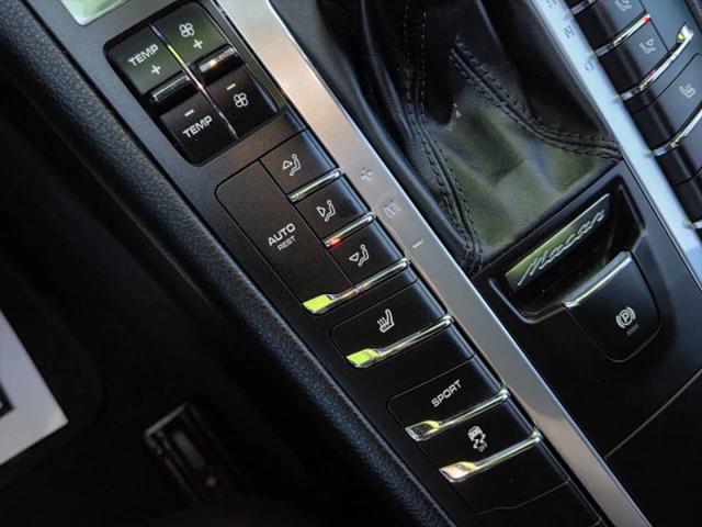 2017 Porsche Macan Base