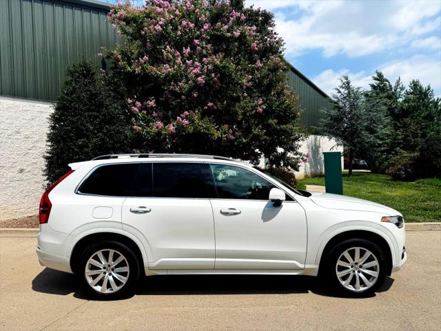 2016 Volvo XC90 T6 Momentum