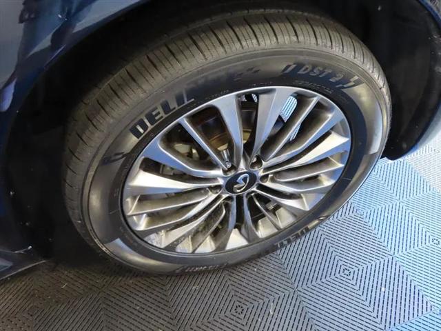 2021 INFINITI QX80 SENSORY