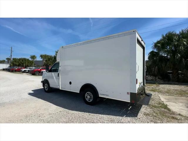 2025 Chevrolet Express Cutaway Work Van