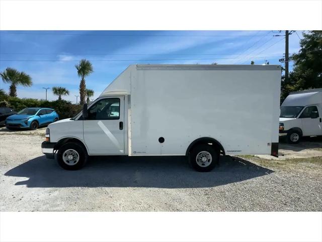 2025 Chevrolet Express Cutaway Work Van