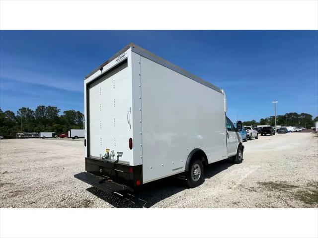 2025 Chevrolet Express Cutaway Work Van