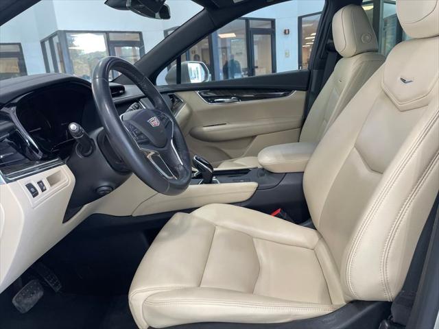 2017 Cadillac XT5 Standard