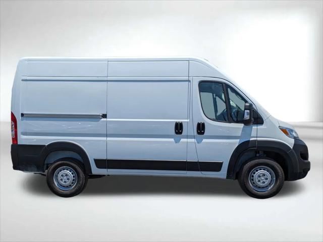 2025 Ram ProMaster Cargo Van Tradesman High Roof 136 WB w/Pass Seat