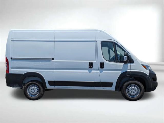 2025 Ram ProMaster Cargo Van Tradesman High Roof 136 WB w/Pass Seat