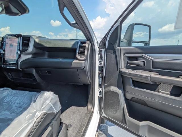 2025 Ram 2500 Tradesman Regular Cab 4x2 8 Box