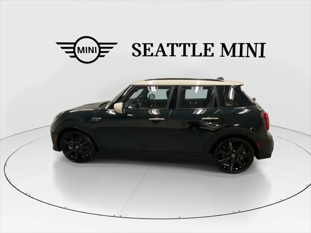 2023 MINI Hardtop Cooper S