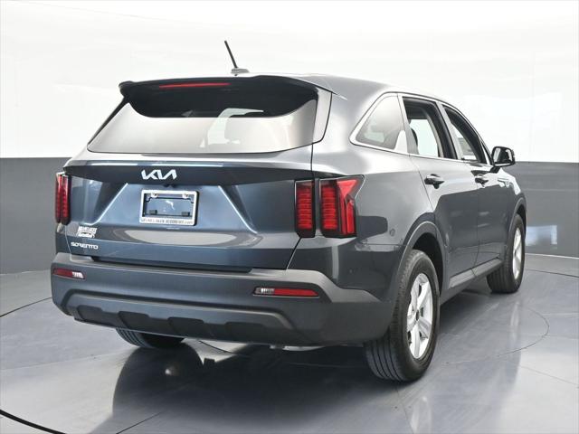 2023 Kia Sorento LX