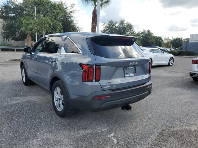 2023 Kia Sorento LX