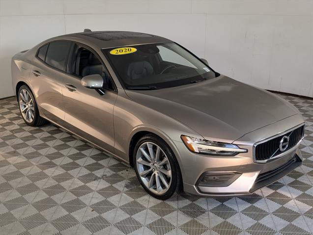 2020 Volvo S60 T5 Momentum