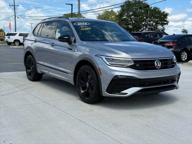 2023 Volkswagen Tiguan 2.0T SE R-Line Black