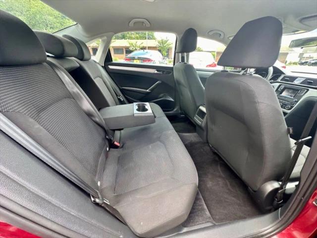 2016 Volkswagen Passat 1.8T S