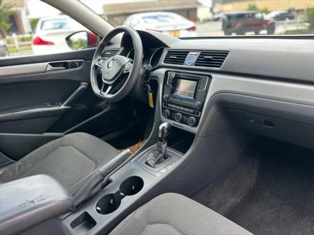 2016 Volkswagen Passat 1.8T S