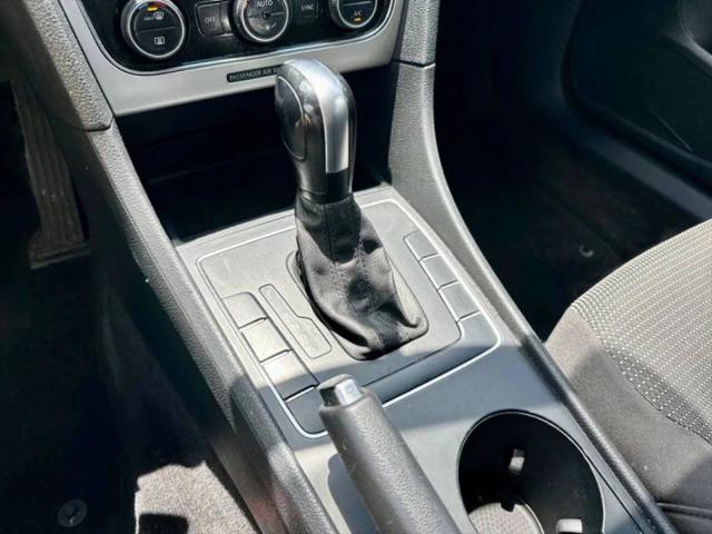 2016 Volkswagen Passat 1.8T S