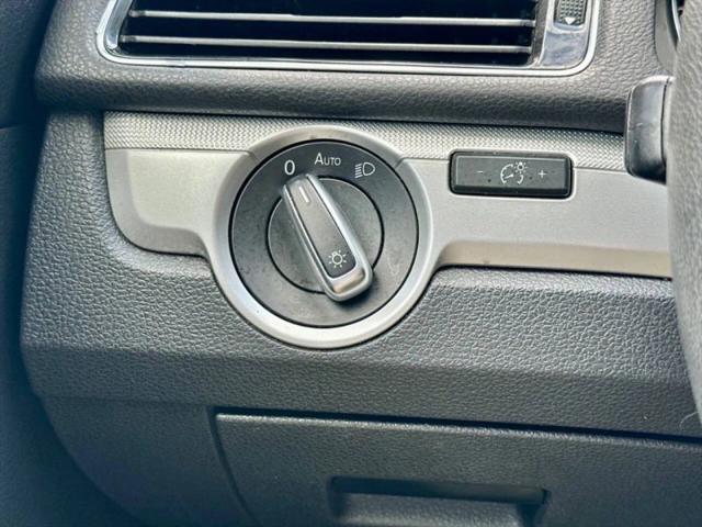 2016 Volkswagen Passat 1.8T S