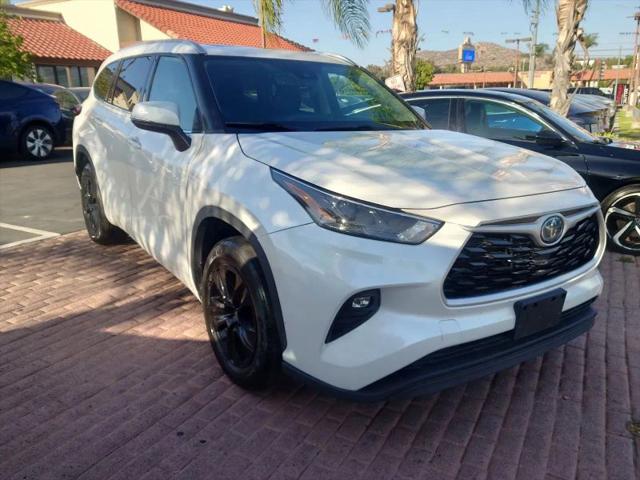 2022 Toyota Highlander Hybrid XLE