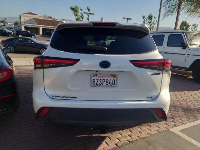 2022 Toyota Highlander Hybrid XLE