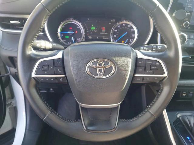 2022 Toyota Highlander Hybrid XLE