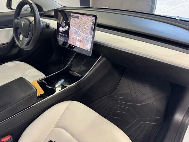 2019 Tesla Model 3 Mid Range