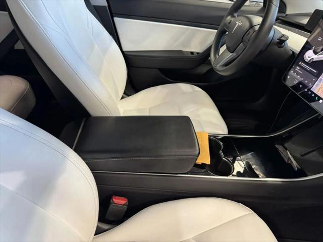 2019 Tesla Model 3 Mid Range