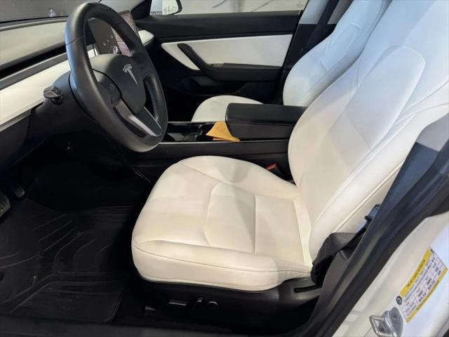 2019 Tesla Model 3 Mid Range