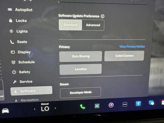 2022 Tesla Model X Plaid Tri Motor All-Wheel Drive