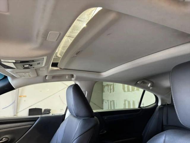 2023 Lexus ES 300h 300h