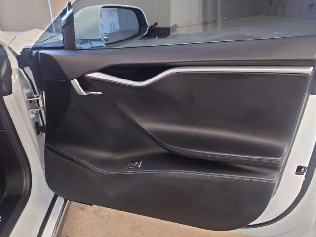 2015 Tesla Model S 70