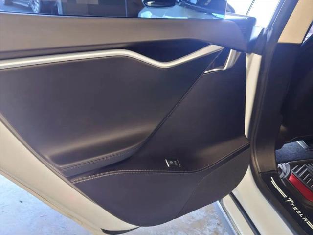2015 Tesla Model S 70