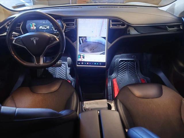 2015 Tesla Model S 70