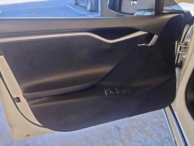2015 Tesla Model S 70