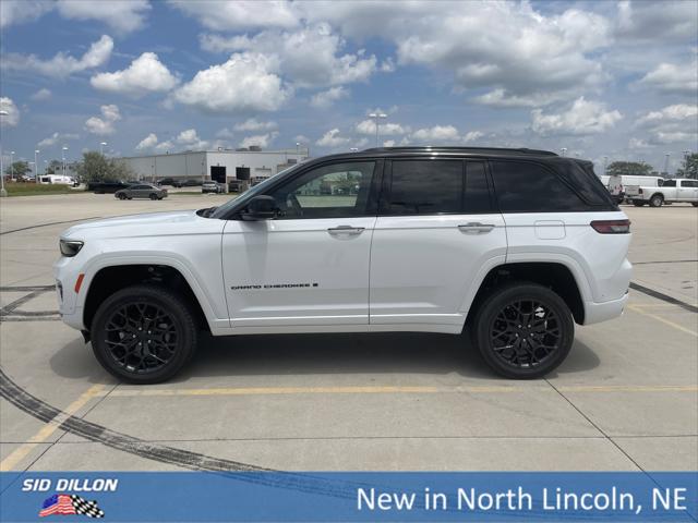 2025 Jeep Grand Cherokee GRAND CHEROKEE SUMMIT RESERVE 4X4