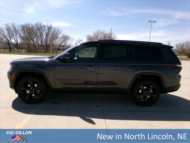 2025 Jeep Grand Cherokee GRAND CHEROKEE L ALTITUDE 4X4