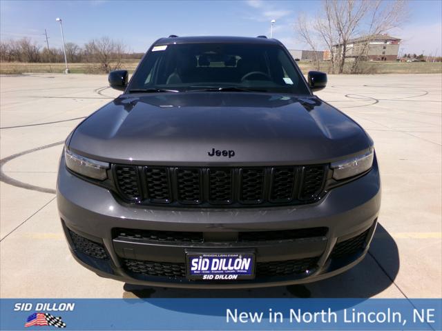 2025 Jeep Grand Cherokee GRAND CHEROKEE L ALTITUDE 4X4
