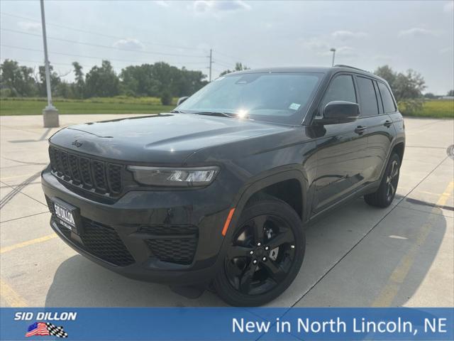 2025 Jeep Grand Cherokee GRAND CHEROKEE ALTITUDE 4X4