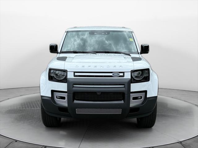 2025 Land Rover Defender 110 P400 S