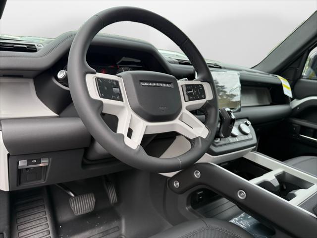 2025 Land Rover Defender 110 P400 S